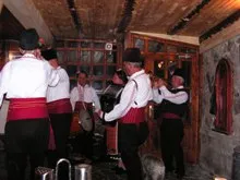 Вечер в механата, снимка 16 от 23